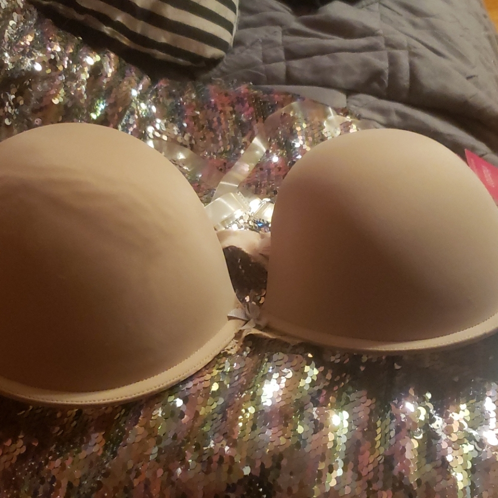 Tan lace convertible bra